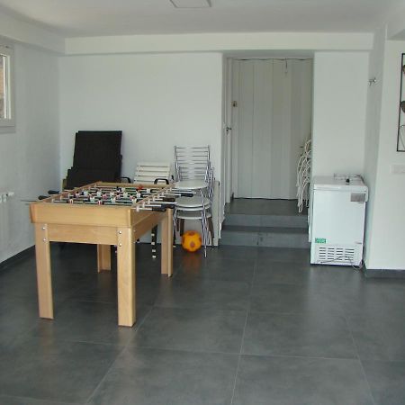 Chalet Con Piscina Y Bbq Para 10 Personas San Martín de Valdeiglesias Exterior foto