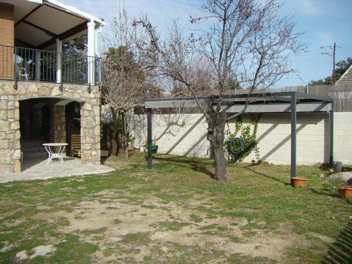 Chalet Con Piscina Y Bbq Para 10 Personas San Martín de Valdeiglesias Exterior foto
